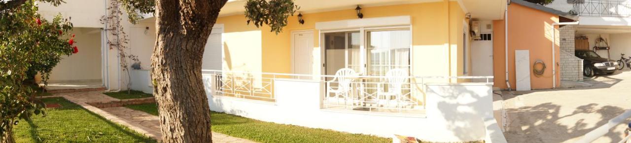 Τhe Sunny Apartments Igumenica Exteriér fotografie