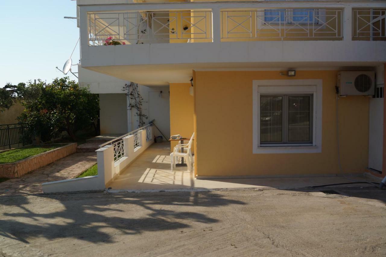Τhe Sunny Apartments Igumenica Exteriér fotografie